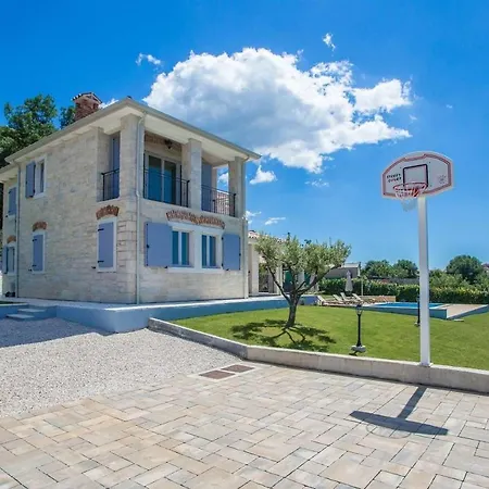 Holiday home Ilmea *