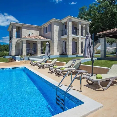 Ilmea Holiday home *