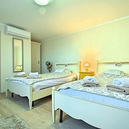 Ilmea Holiday home Ferenci
