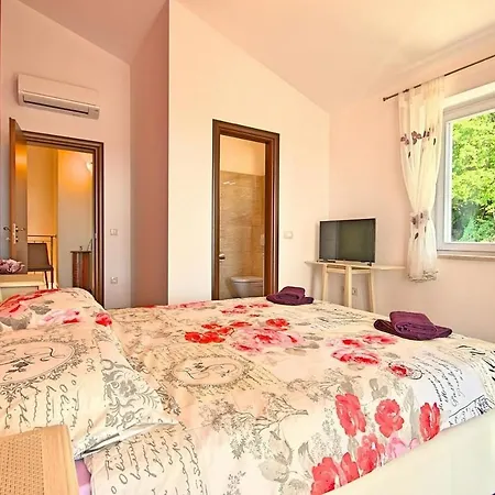 Holiday home Ilmea *
